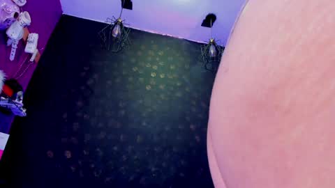 Snapshot of sommer_alexa chatting on May 21, 2026, 7:21 pm Alexa online show from May 21, 2026, 7:21 pm