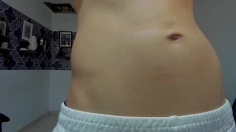 son_hades online show from October 23, 2025, 4:01 am