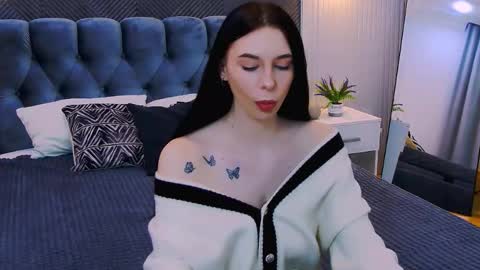 Catherine online show from February 5, 2026, 2:54 pm