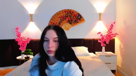 Catherine online show from February 21, 2026, 3:02 pm