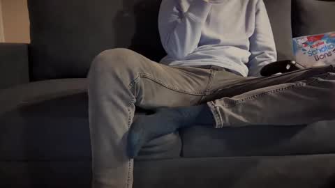 Sondages online show from January 5, 2025, 9:03 pm