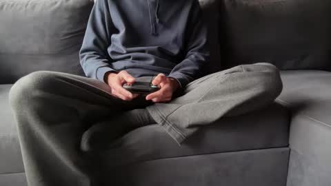 Sondages online show from December 21, 2025, 10:44 am