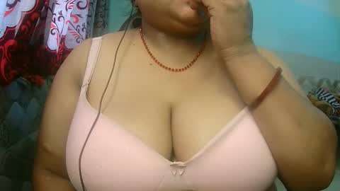 Snapshot of soni88888 chatting on November 8, 2025, 7:08 am soni88888 online show from November 8, 2025, 7:08 am