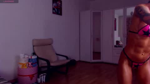 Sonja Ray online show from November 24, 2025, 9:09 am