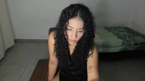 Snapshot of sophi_baby chatting on February 17, 2026, 2:52 am Sophi baby online show from February 17, 2026, 2:52 am
