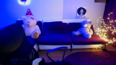 sophia__olsen online show from December 3, 2024, 11:01 am