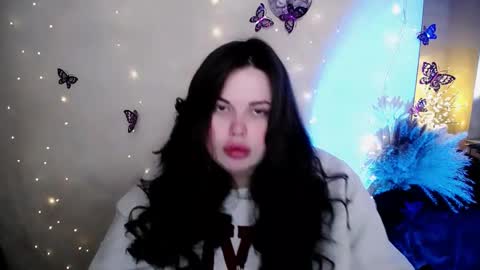 sophia__olsen online show from February 5, 2026, 7:13 am