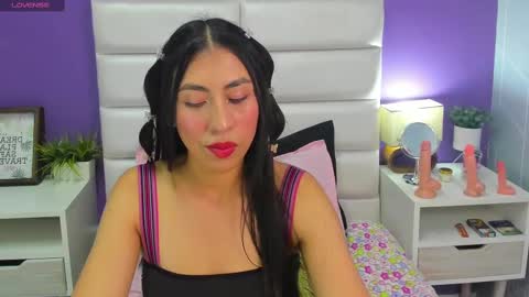 Sophia online show from February 28, 2025, 7:35 pm