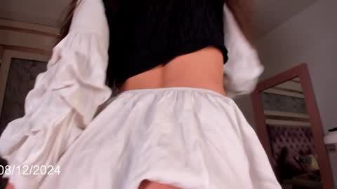 Snapshot of sophia_cambpell chatting on December 8, 2024, 9:08 pm Sophia online show from December 8, 2024, 9:08 pm