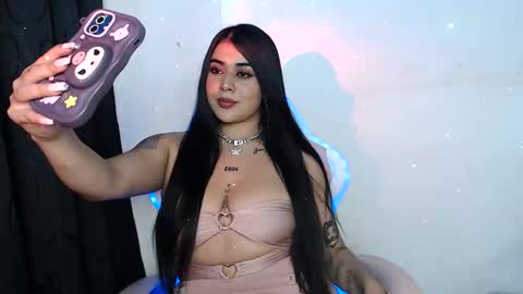 Snapshot of sophia_dazza398 chatting on June 1, 2026, 12:01 am sophia online show from June 1, 2026, 12:01 am