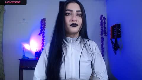 sophia hottie online show from December 31, 2024, 6:24 pm