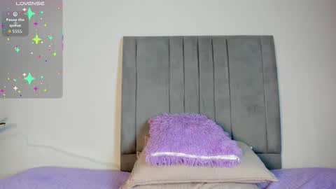 Snapshot of sophia_ebony___ chatting on October 17, 2025, 1:03 pm sophia_ebony___ online show from October 17, 2025, 1:03 pm