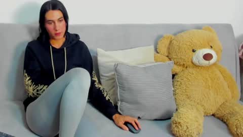 Snapshot of sophia_harry chatting on July 13, 2026, 12:02 am sophia CM online show from July 13, 2026, 12:02 am