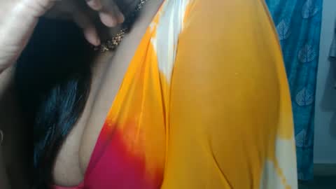 Snapshot of sophia_indian chatting on June 10, 2026, 5:34 pm Sophia Tamil online show from June 10, 2026, 5:34 pm