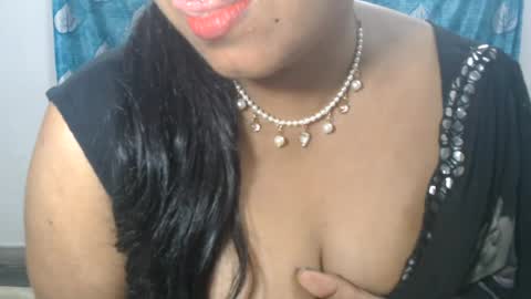 Snapshot of sophia_indian chatting on July 8, 2026, 8:08 am Sophia Tamil online show from July 8, 2026, 8:08 am