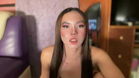 Snapshot of sophia_miller69x chatting on February 26, 2025, 11:48 pm SOPHIA online show from February 26, 2025, 11:48 pm