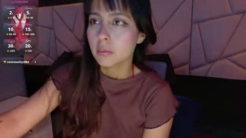 Snapshot of sophiaa_7 chatting on November 3, 2025, 11:44 am Sophi online show from November 3, 2025, 11:44 am