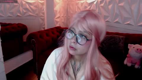 Snapshot of sophiaa_7 chatting on January 8, 2026, 11:34 am Sophi online show from January 8, 2026, 11:34 am