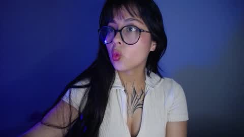 Snapshot of sophiaa_7 chatting on March 26, 2026, 2:06 am Sophi online show from March 26, 2026, 2:06 am
