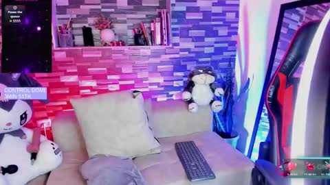 Sophia online show from November 26, 2025, 10:22 pm