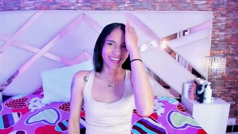 Sophia Paris online show from November 6, 2025, 1:50 am