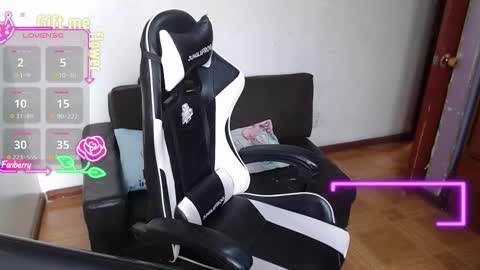 sophiaa_vega_ online show from March 10, 2026, 1:05 pm