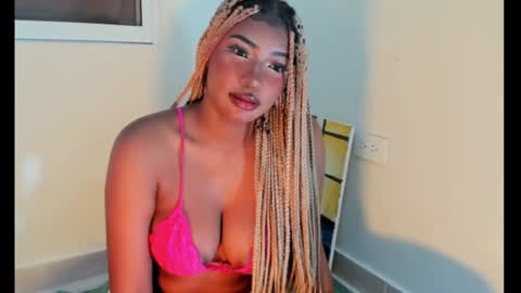 Sophie online show from June 15, 2026, 8:44 pm
