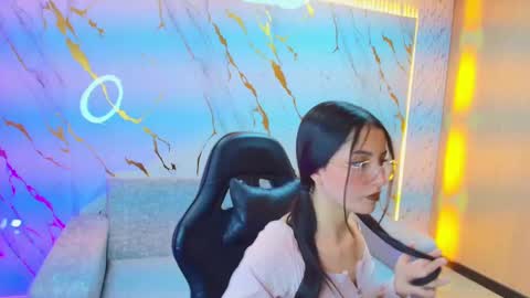 sophiadoll_tf online show from September 24, 2025, 8:01 pm