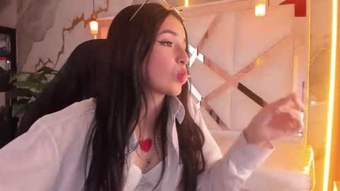 sophiadoll_tf online show from February 12, 2026, 8:48 pm