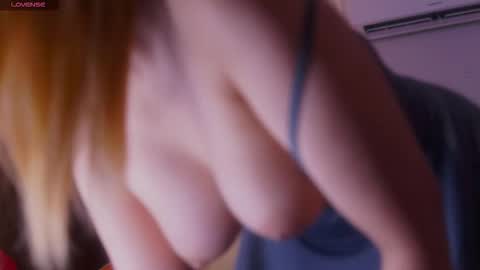 Snapshot of sophialaxx chatting on February 28, 2026, 4:30 pm Sophia online show from February 28, 2026, 4:30 pm