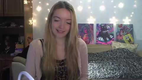 SophiaSonata online show from January 8, 2025, 1:31 pm