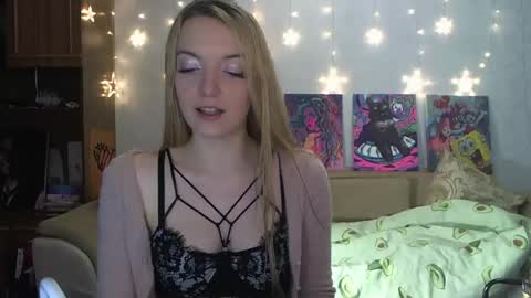 SophiaSonata online show from January 19, 2025, 4:36 pm