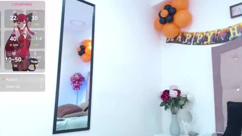 Snapshot of sophie_benett chatting on October 7, 2025, 10:29 pm Sophie online show from October 7, 2025, 10:29 pm