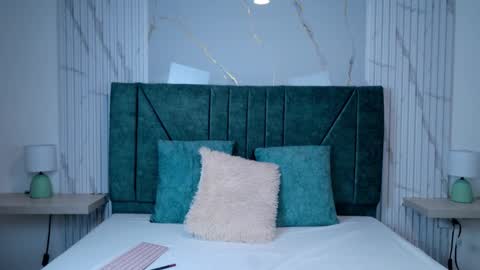 Snapshot of sophie_dearr chatting on March 25, 2026, 11:00 pm Sophie online show from March 25, 2026, 11:00 pm