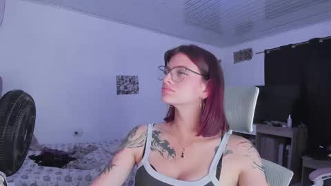 sophie doll online show from February 25, 2026, 10:52 pm