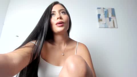 Snapshot of sophie_foxxx chatting on January 4, 2025, 11:38 pm Sophie online show from January 4, 2025, 11:38 pm