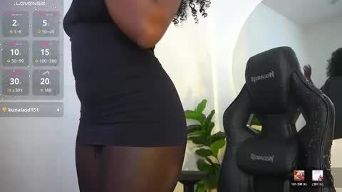 Sophie online show from April 12, 2026, 2:44 pm