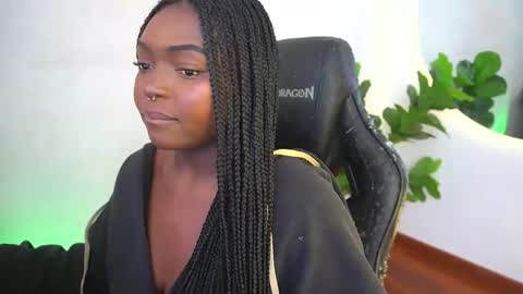 Sophie online show from June 5, 2026, 4:45 pm