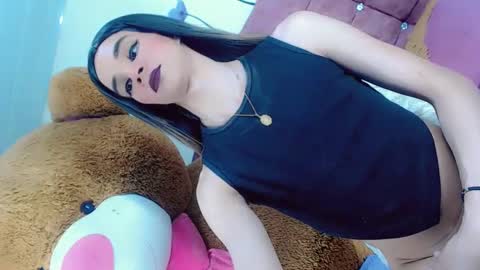 sophie_miaa online show from February 1, 2025, 5:37 pm