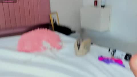 Sophie online show from April 14, 2026, 3:45 am