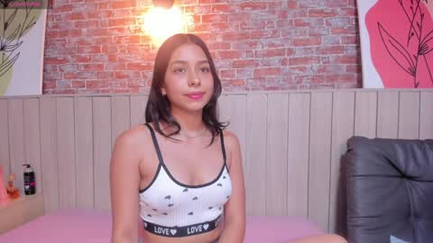 Sophie online show from January 28, 2025, 3:14 pm