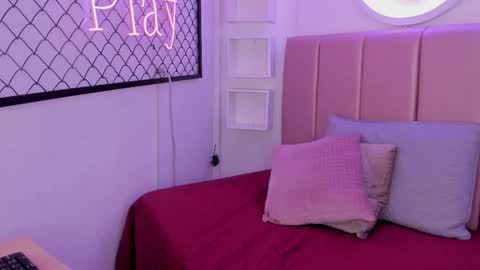 Sophie  online show from October 2, 2025, 2:57 pm