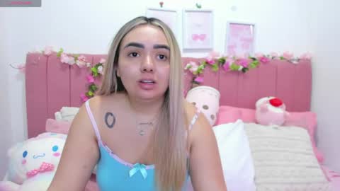 sophiee rosee online show from May 13, 2026, 10:49 pm