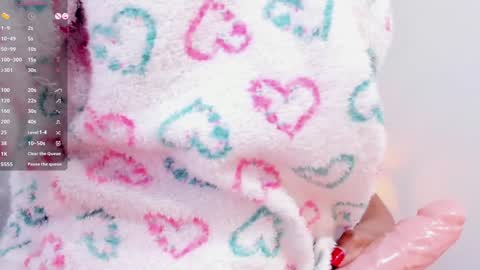 Snapshot of sophiee_velvet chatting on February 6, 2025, 6:46 pm online show from February 6, 2025, 6:46 pm