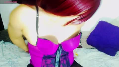 sophiehillsxo online show from June 20, 2026, 5:21 am
