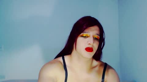 sophiehillsxo online show from July 23, 2026, 5:27 am