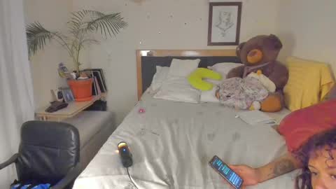 Snapshot of sophielondono21 chatting on October 14, 2025, 11:38 pm SofiTrans21 online show from October 14, 2025, 11:38 pm