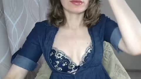 Snapshot of sophiemisss chatting on July 7, 2026, 6:27 am Sophiemisss online show from July 7, 2026, 6:27 am