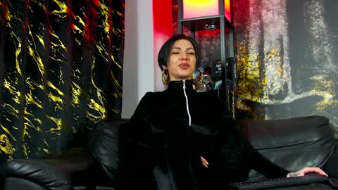 SophiePriestess online show from December 15, 2024, 5:31 pm