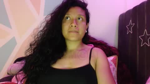 Sophia this is not my real name online show from October 1, 2025, 12:05 am